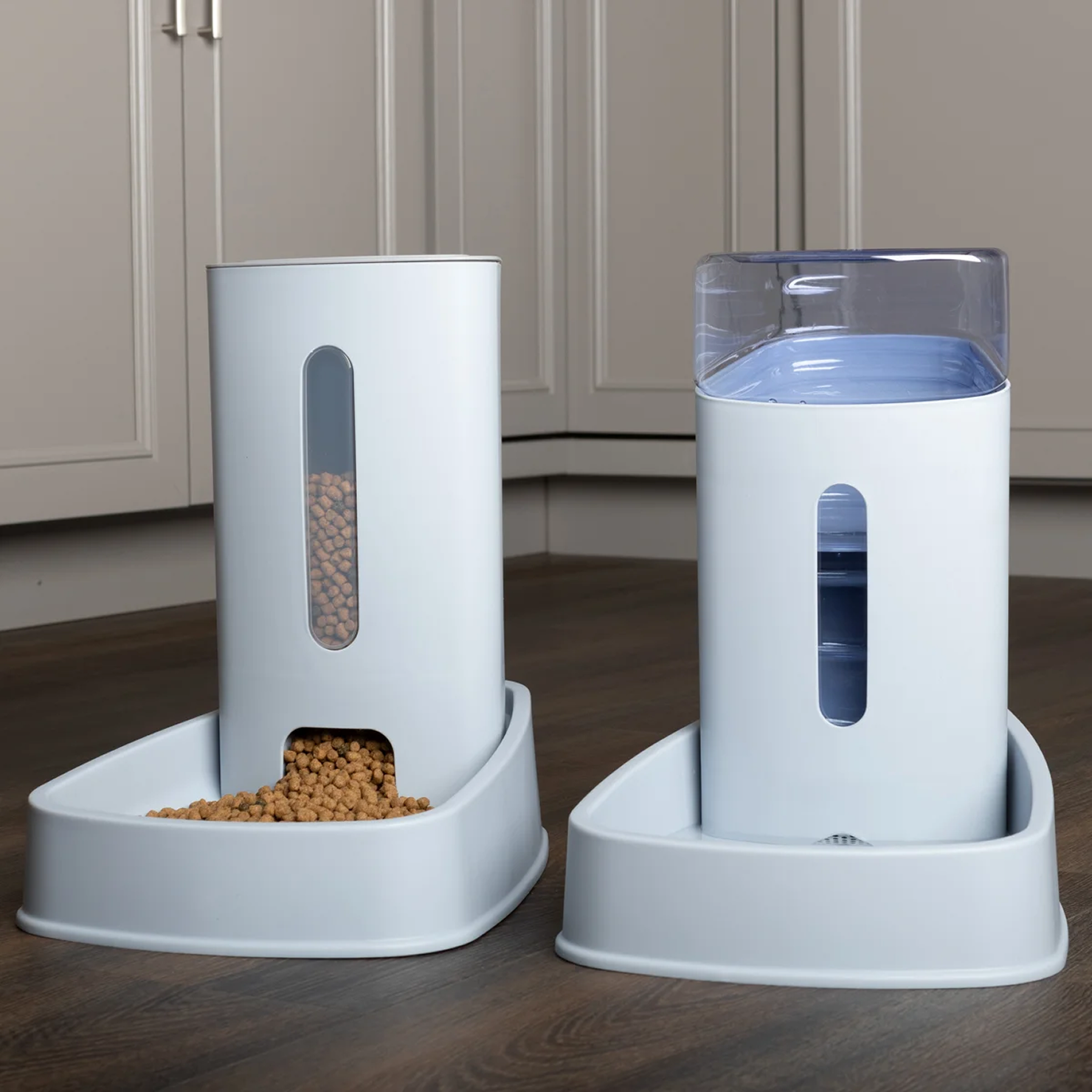 Automatic Food & Water Stations